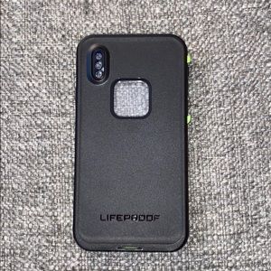 iPhone X LifeProof phone case